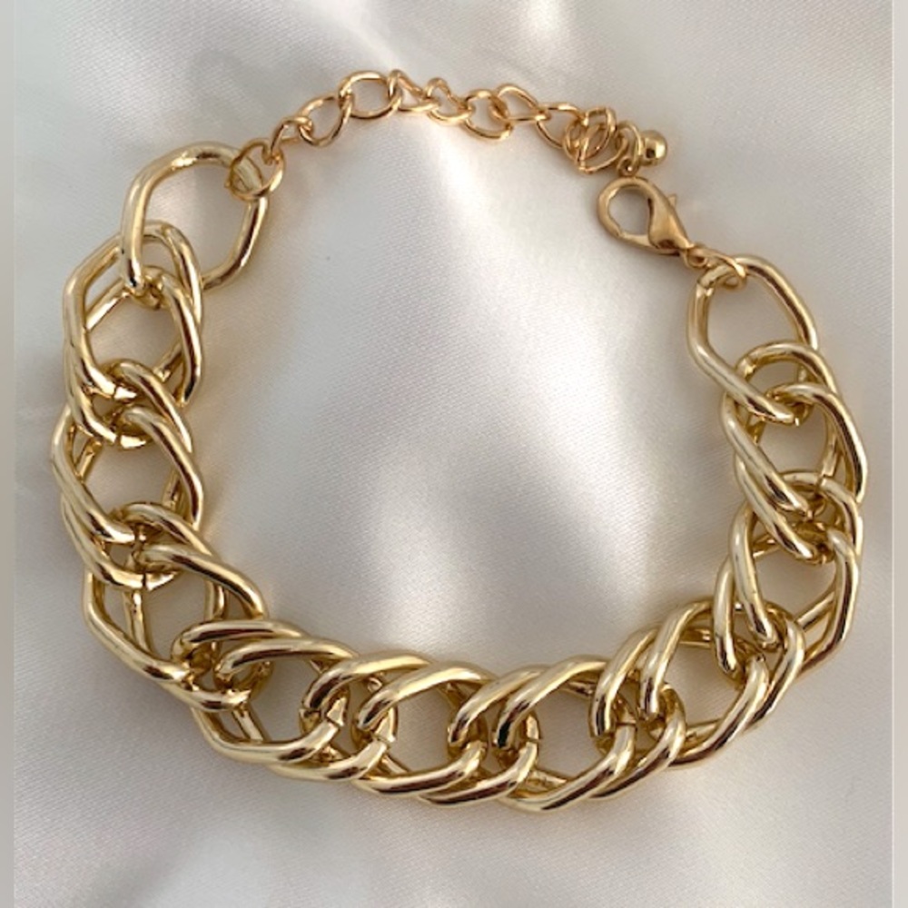 The Amalia Bracelet ⚜️